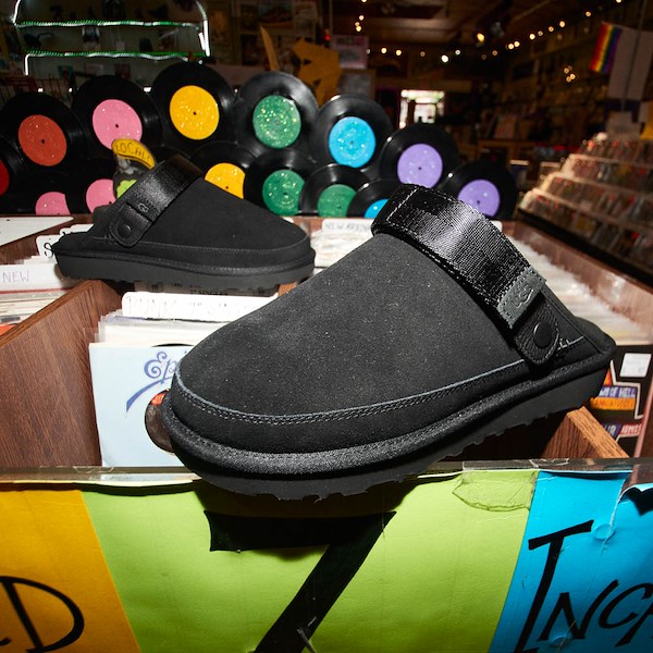 Mens UGG® Goldencoast II Clog - Black | Journeys