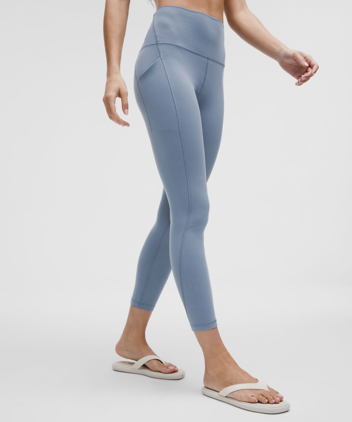 ルルレモン アラインハイライズレギンス サイズ4 25インチ グリーン系