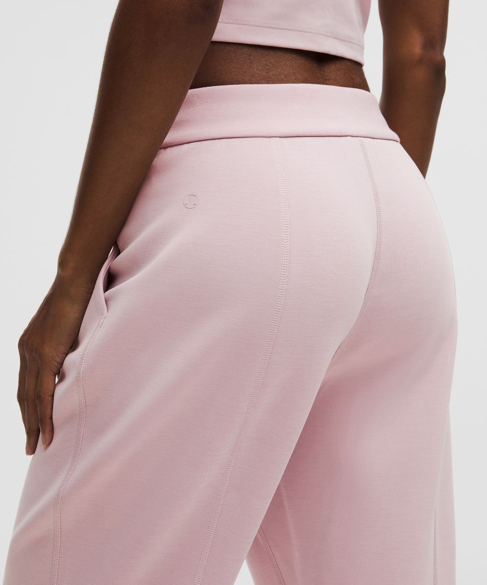 Softstreme ハイライズ ストレートレッグパンツ *レギュラー | パンツ