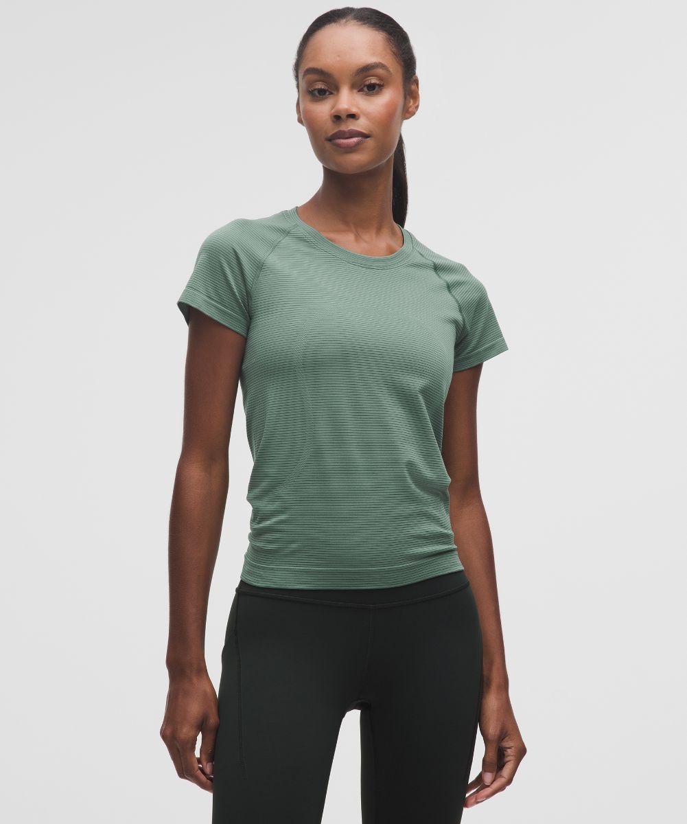 ヨガ・ピラティス lululemon Swiftly Tech ShortSleeve Shirt ヨガ