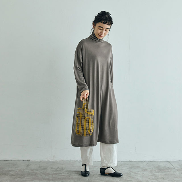 ウールのタートルワイドワンピース｜衣料品｜中川政七商店 公式サイト