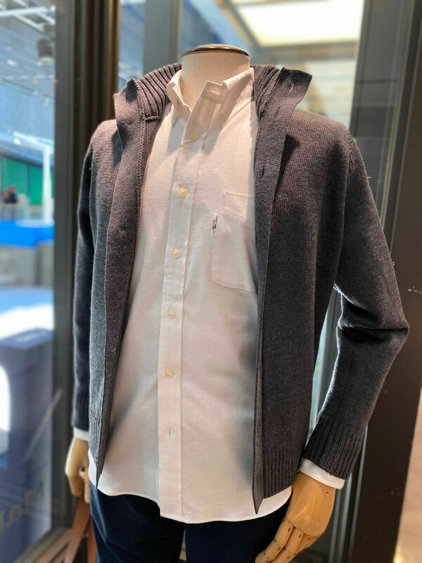 秋冬のマストアイテム】スタンドカーディガン | 読む、鎌倉シャツ