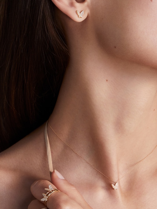 AHKAH（アーカー）の「パピヨンブリリアンパヴェ ネックレス