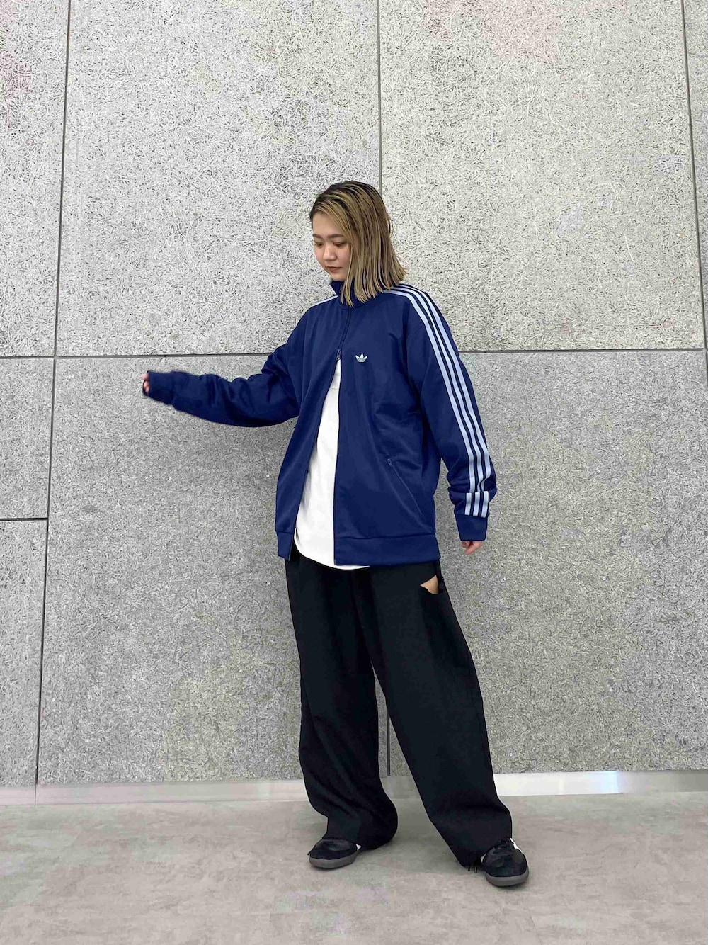 NC(アディダス オリジナルスショップ GINZA SIX)｜adidasのジャージを
