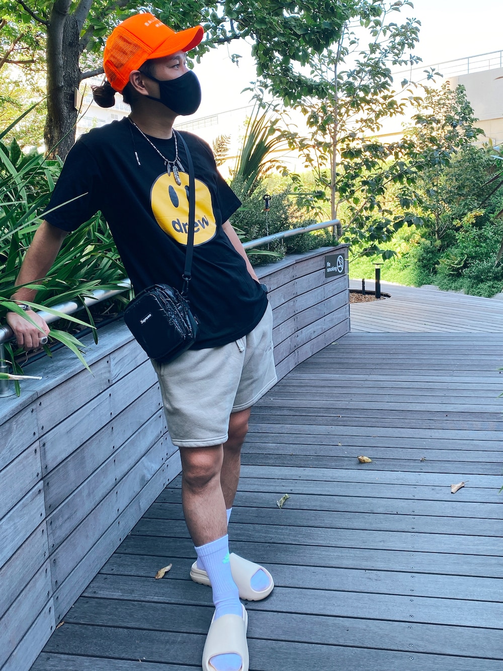 ken｜Yeezyのサンダルを使ったコーディネート - WEAR