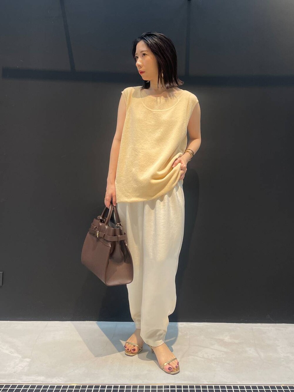 Curensology(カレンソロジー)/ダブルサテンタックパンツを使った人気