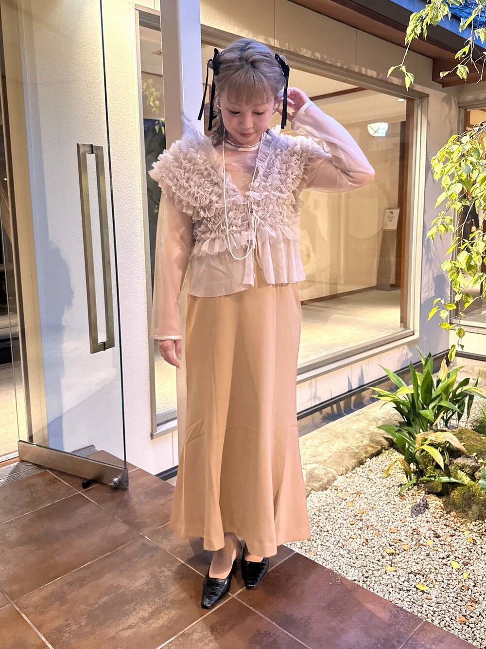 チュールフリルベストセット 579634を使った人気ファッション