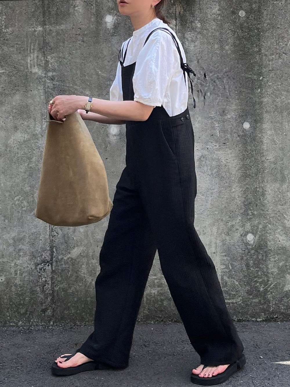 AEWEN MATOPHのサロペット/オーバーオールを使った人気ファッション