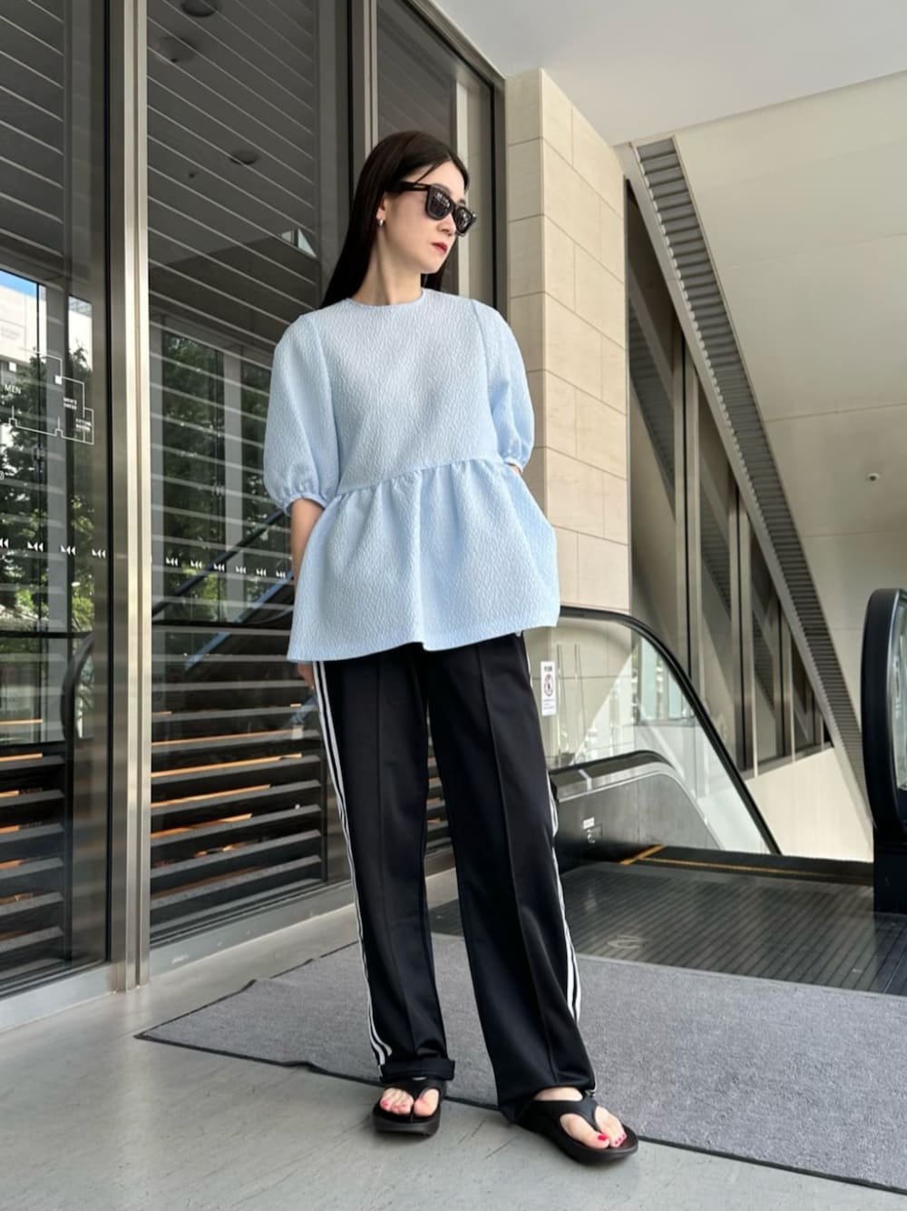 AIRY ジャカード 5SL ペプラム ブラウスを使った人気ファッション