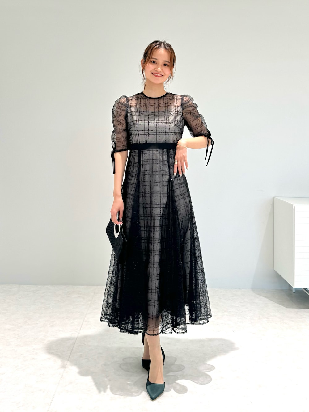 LEJA】チェック刺繍スパンコールチュール素材袖リボンパフスリーブ