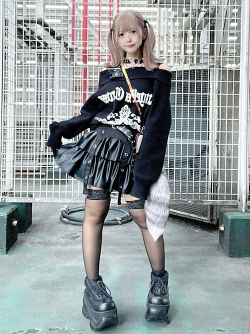 Amilige（アミリージュ） スカート ハトメベルト付きPUフレアスカート