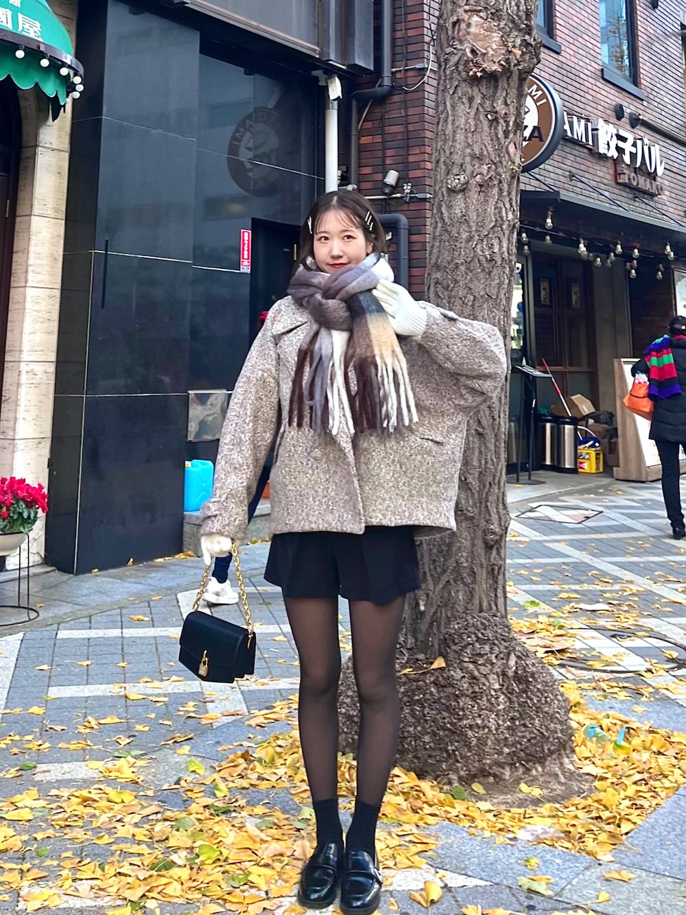 ブークレビッグカラーコートを使った人気ファッションコーディネート