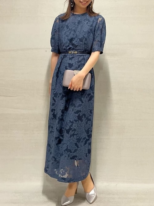 AIMER（エメ）の「ジャカードレース袖付きタイトミモレ丈パーティー