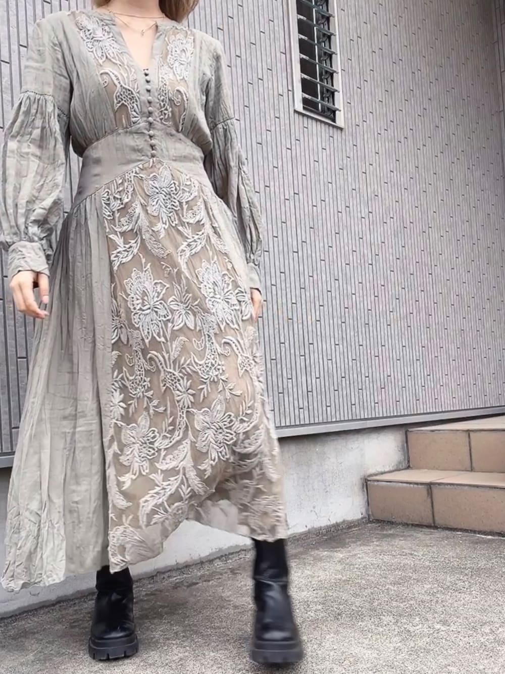 Ameri（アメリ）の「MEDI EMBROIDERY TULLE LACE DRESS（ワンピース