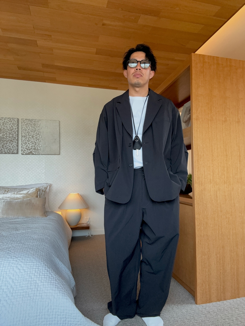 おしゃれ交番｜FAKIE STANCEのテーラードジャケットを使った