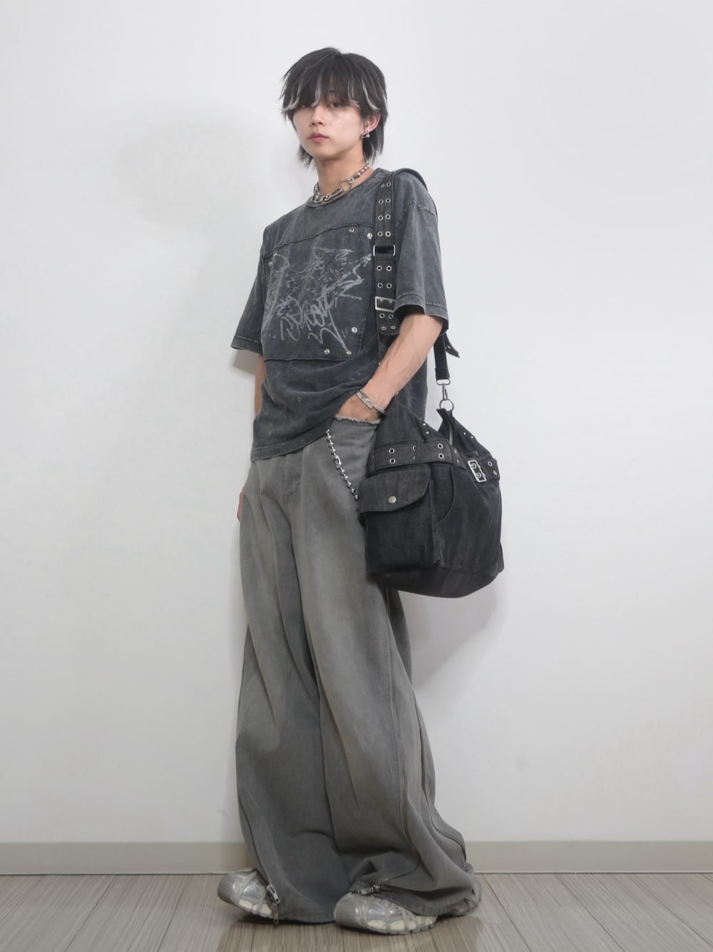 TAKATO｜GRANCYのTシャツ/カットソーを使ったコーディネート - WEAR