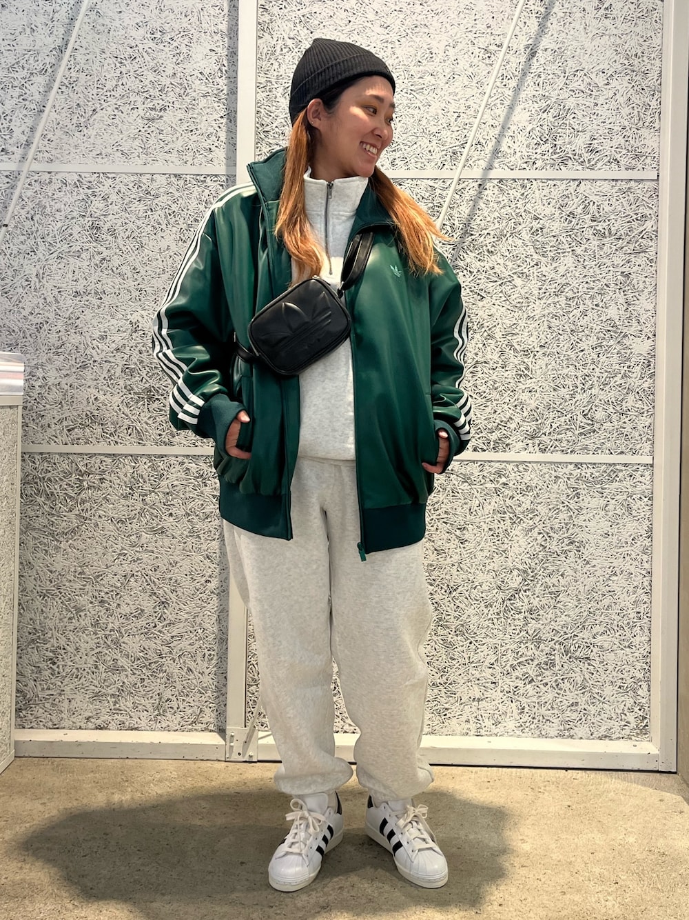 フェイクレザー アディカラー スリーストライプス ルーズ ファイヤー