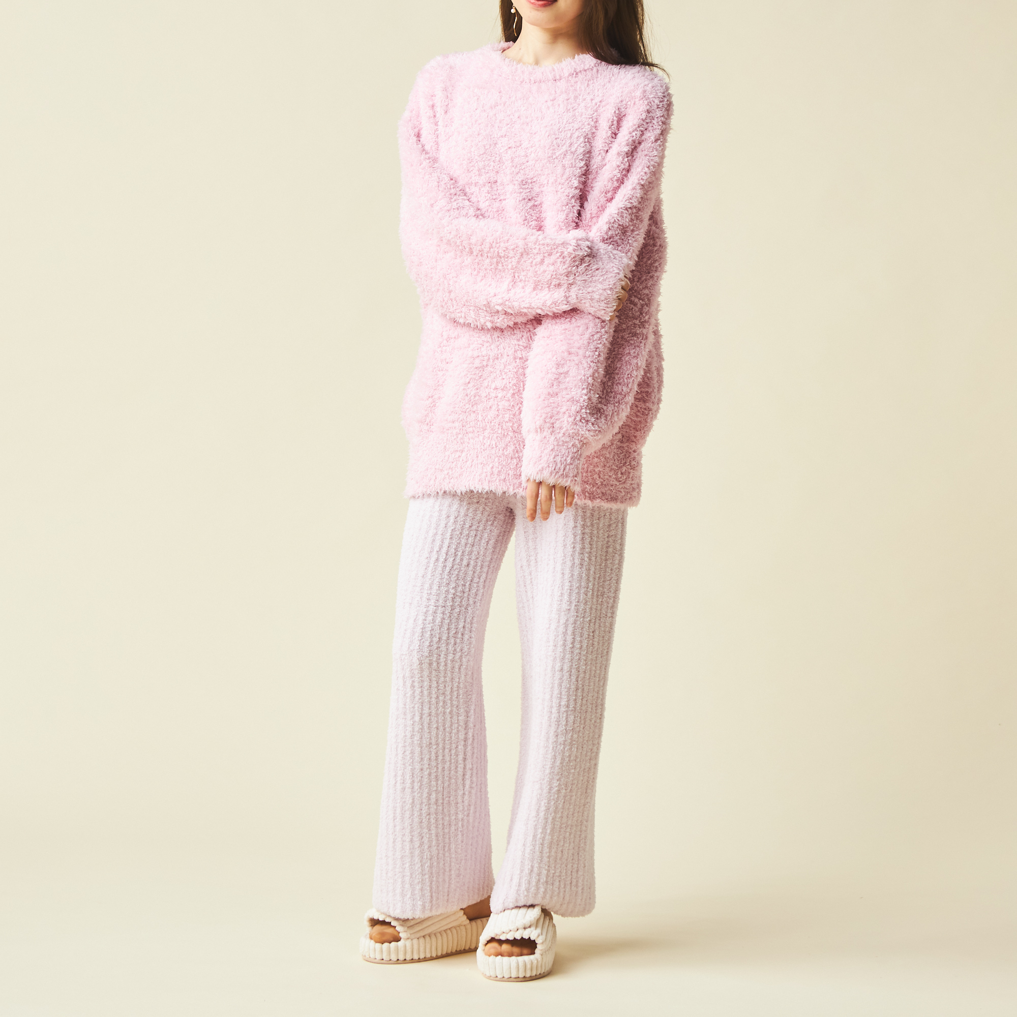 WOMEN】ジェラートプルオーバー＆パウダーリブロングパンツセット