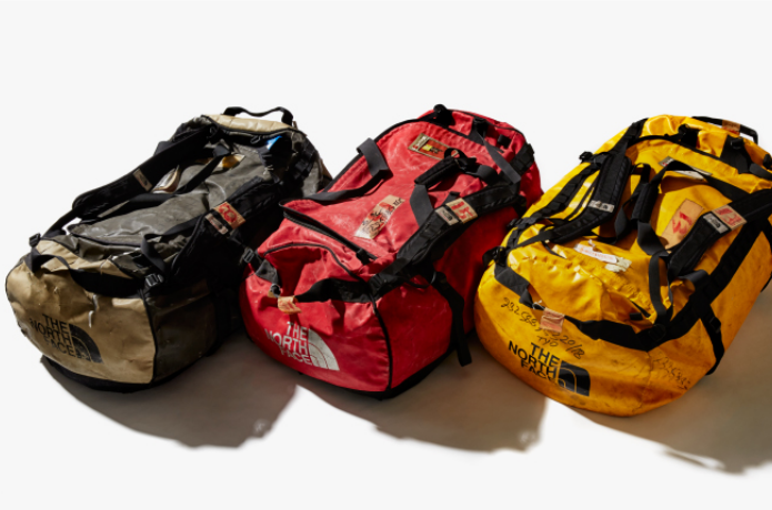 あふれた山道具もガッツリ収納！大容量のノースフェイスのダッフル