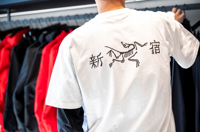 国内初のサービスが体験できる？！自然光あふれる新店舗が新宿駅前に