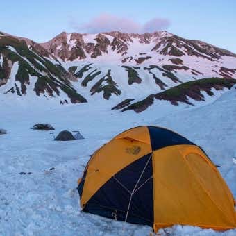 ザ・ノース・フェイスの登山テントならコレ！軽いのに強い、山での使用