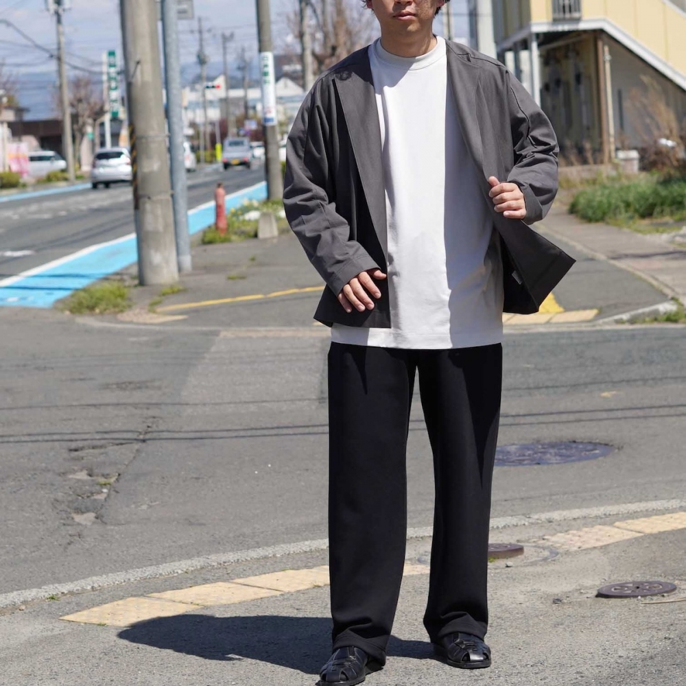 カットソー生地を使用したノーカラーブルゾン。 N.HOOLYWOOD | 1989