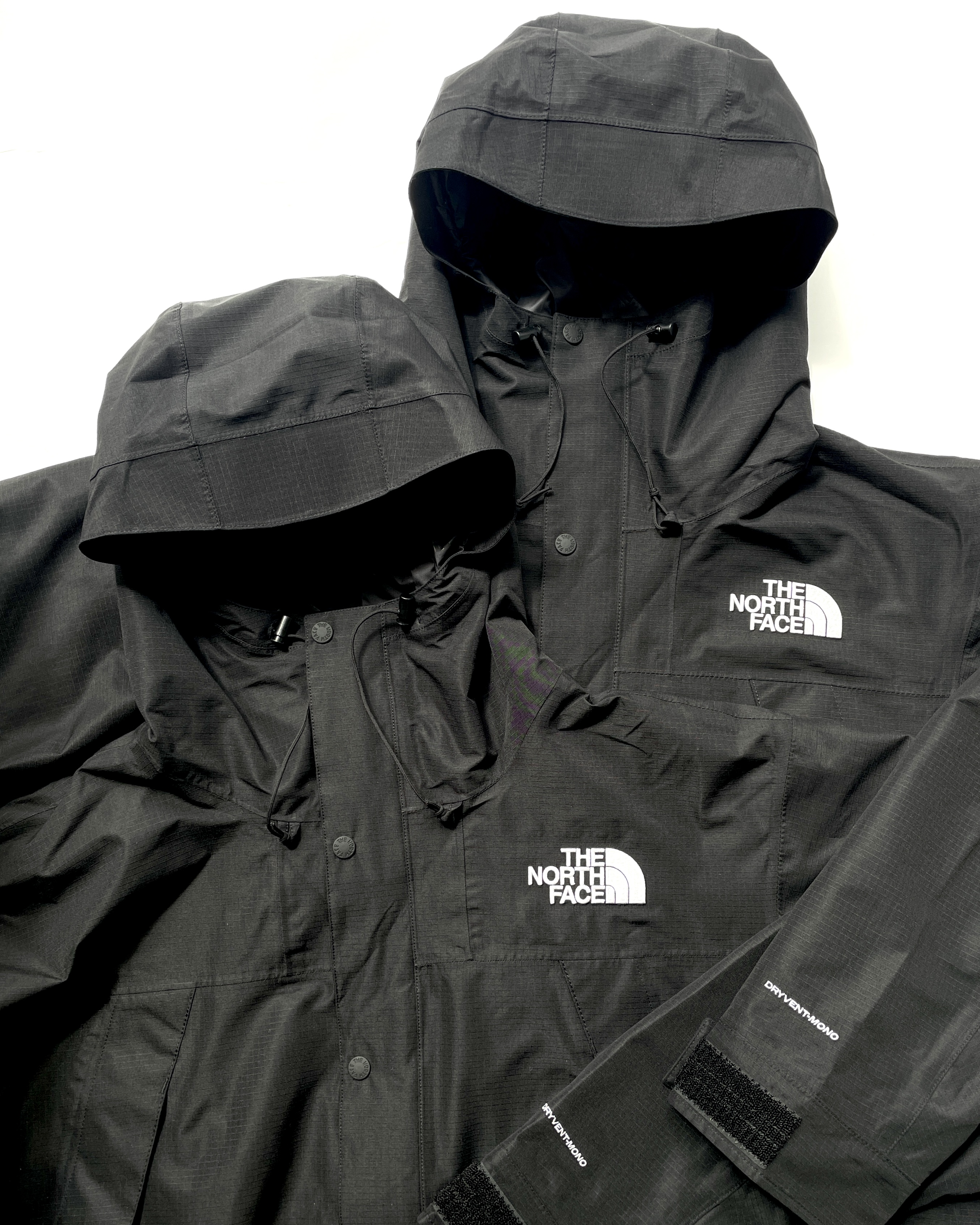 TNF BLACK | the Apartment