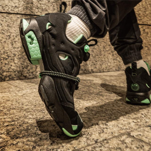 Reebok INSTAPUMP FURY 94 × POTRを発売します。 | 吉田カバン