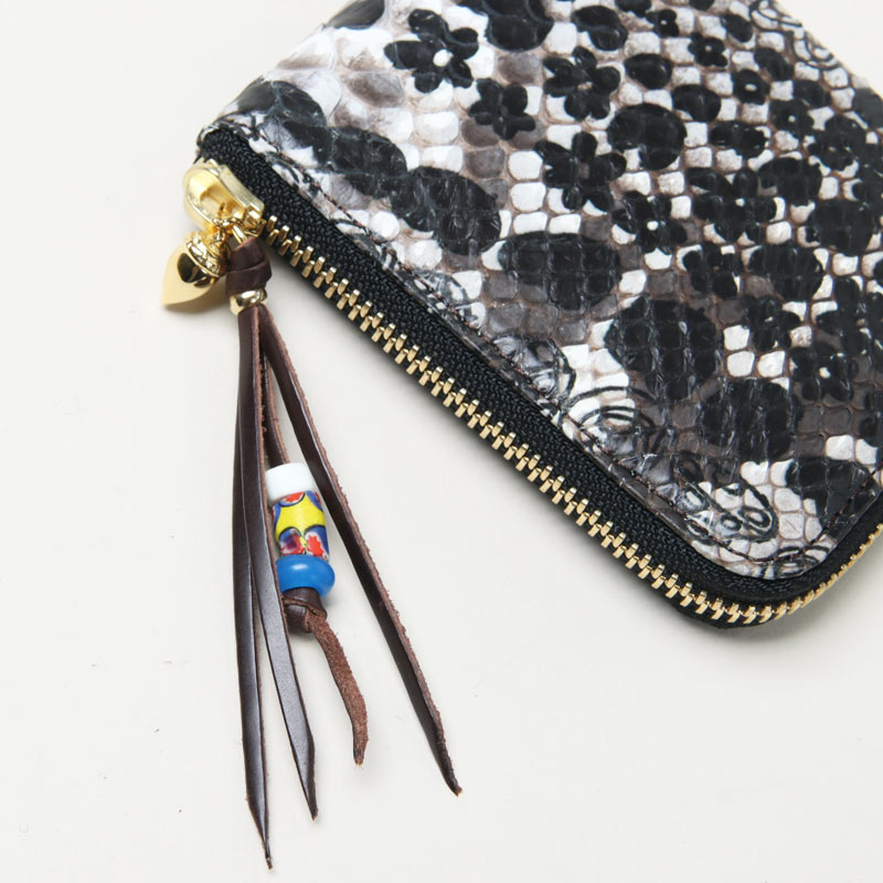 BRU NA BOINNE (ブルーナボイン) ルーラブーラスモールウォレット