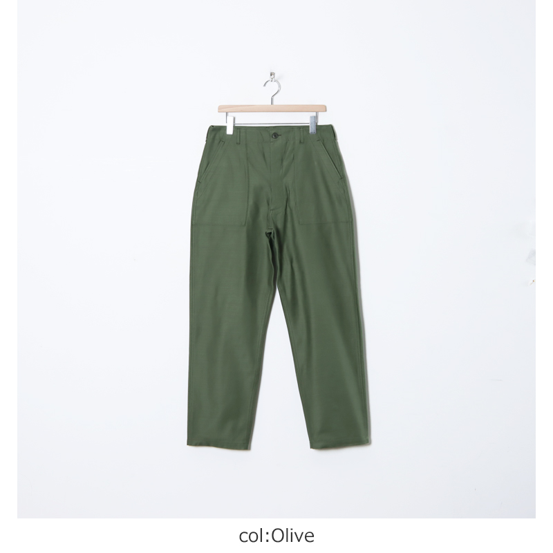 CIOTA (シオタ) スビンコットン ムラ糸バックサテン ベイカーパンツ