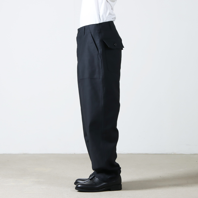 CIOTA (シオタ) スビンコットン ムラ糸バックサテン ベイカーパンツ