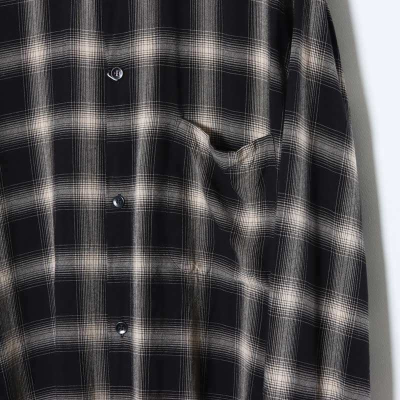 COMOLI (コモリ) レーヨンチェック オープンカラーシャツ