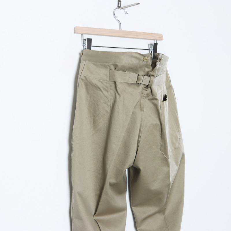 COMOLI (コモリ) コットンチノ オーバーパンツ