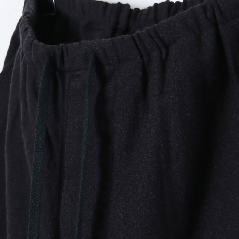 COMOLI (コモリ) ウールビエラ ドローストリングパンツ