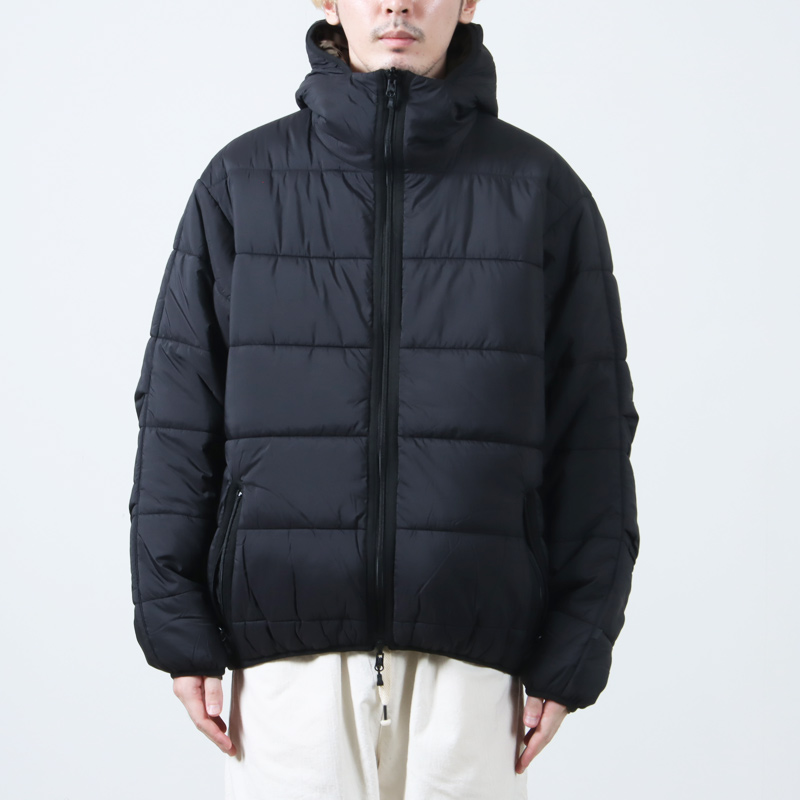 DAIWA PIER39 (ダイワピア39) TECH REVERSIBLE CLIMBERS PUFF JACKET