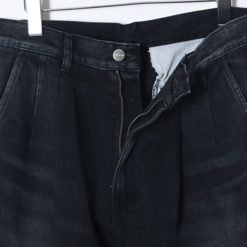 Graphpaper (グラフペーパー) Selvage Denim Two Tuck Tapered Pants