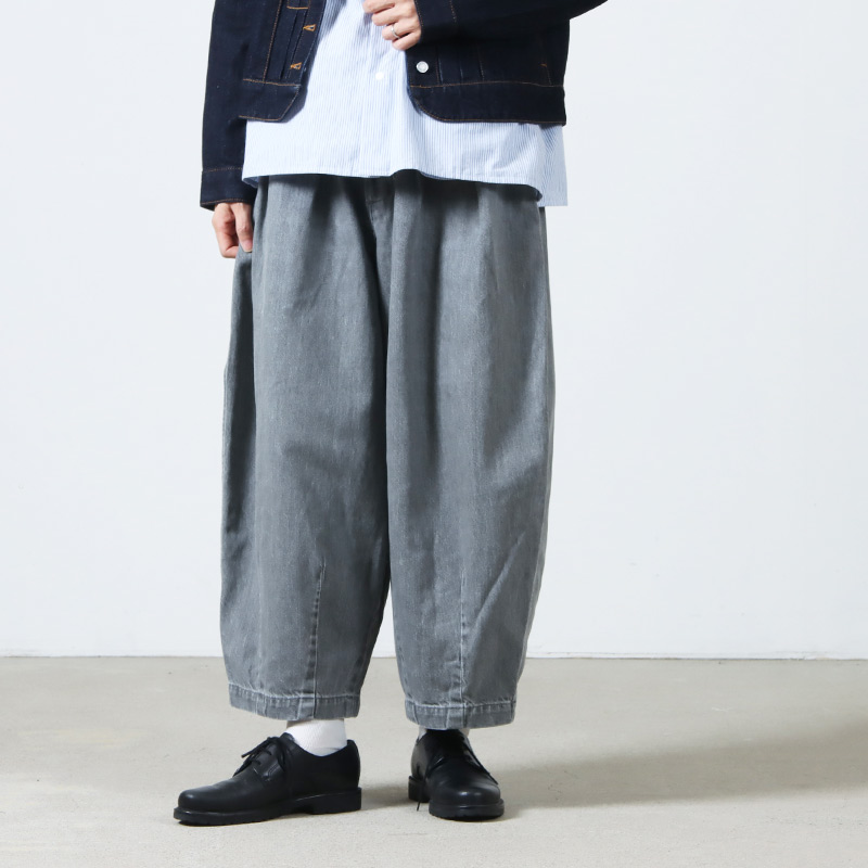 HARVESTY (ハーベスティ) サーカスパンツ ブラックデニム