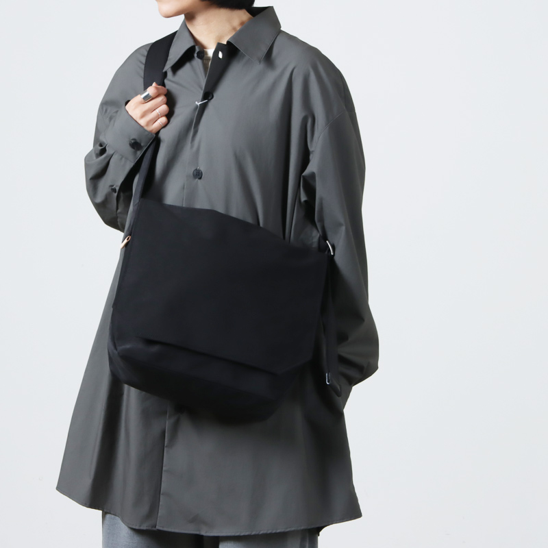 Hender Scheme (エンダースキーマ) flap shoulder small / フラップ
