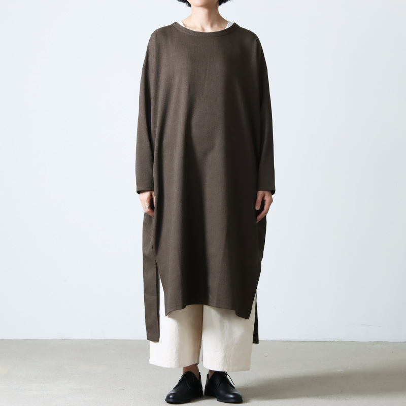 mizuiro ind (ミズイロインド) クルーネックロングワンピース