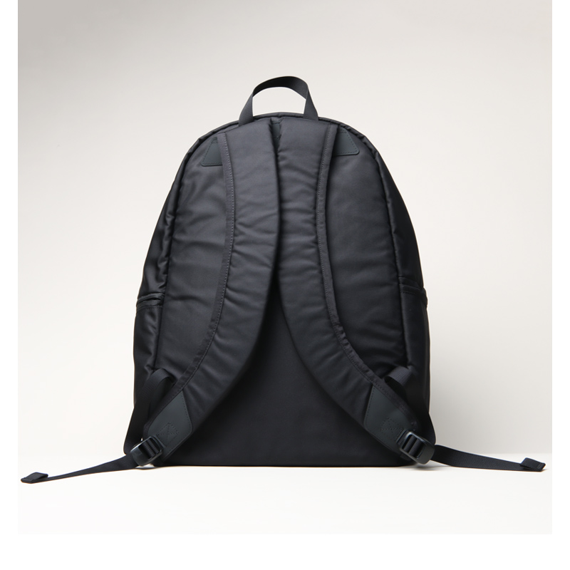 MONOLITH (モノリス) BACKPACK STANDARD SOLID S / バックパック