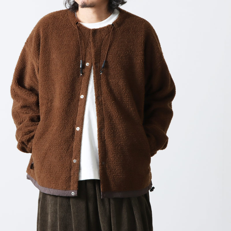 REMI RELIEF (レミレリーフ) ストラップ付ボアカーデ