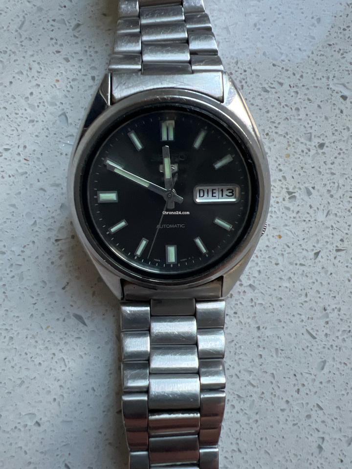Seiko 5 7S26-3040 German/English daydate por 683 R$ para vender