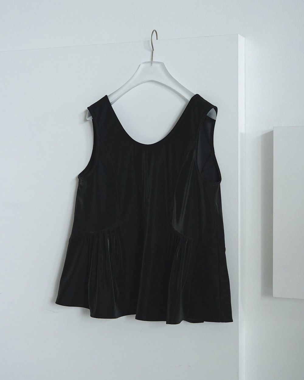 ànuke online store（アンヌーク） / Uneck Peplum TopsUneck Peplum