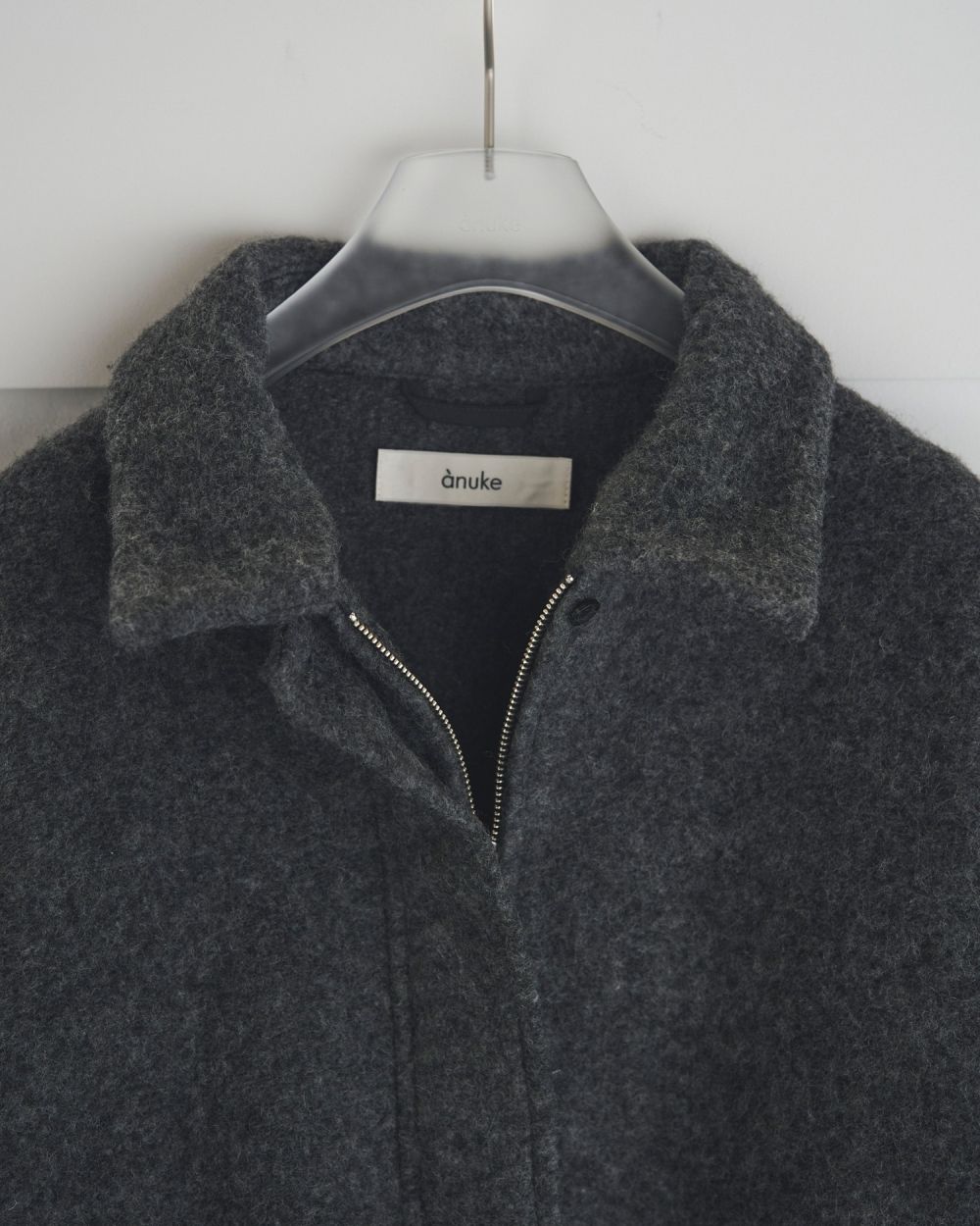 ànuke online store（アンヌーク） / Sliver Zip BlouzonSliver Zip