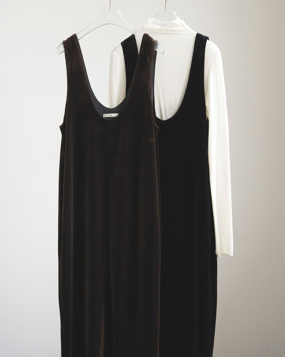 ànuke online store（アンヌーク） / Velour Uneck OnepieceVelour