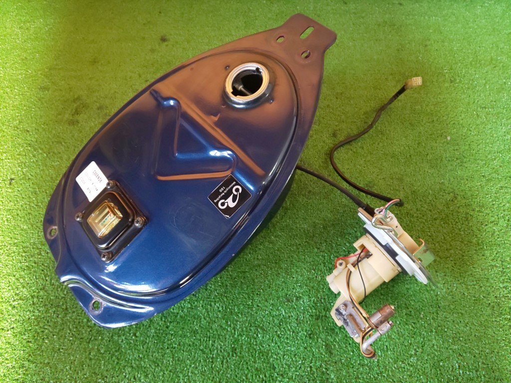 ○スーパーカブ50 [AA01] 純正 ガソリンタンク 燃料タンク フューエル