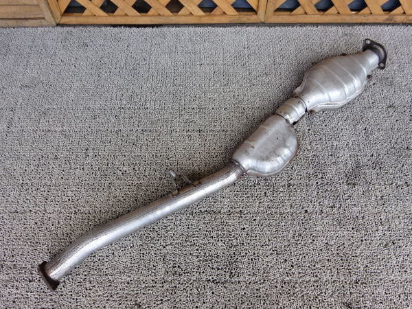 中古】スバル純正 GGA インプレッサ EJ20 中間パイプ センターマフラー