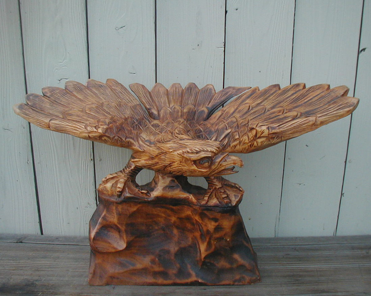 山根大典 木製鷲の彫刻 約30cm 壁掛け 【公式通販】