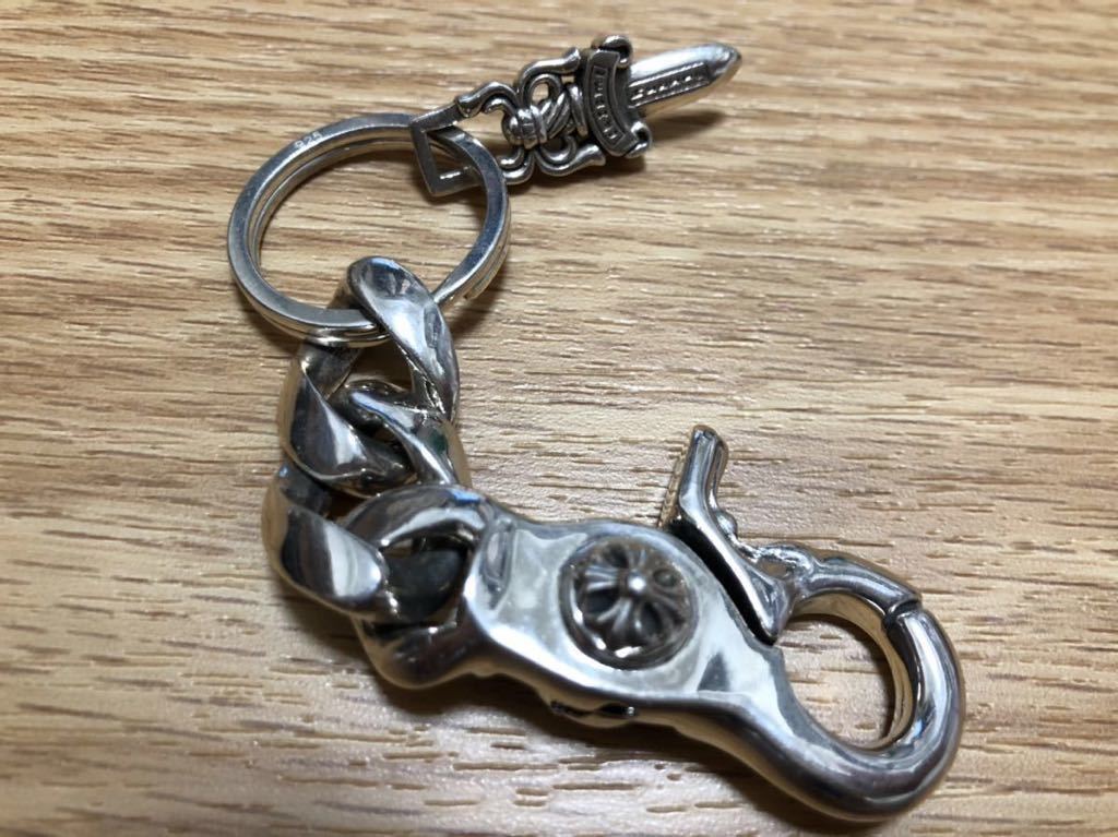 正規品クロムハーツクラシックダガーキーホルダーショートキーチェーン