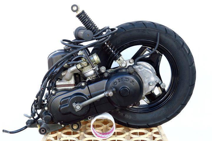 AF18E ホンダ/スーパーDio ZX/AF28/AF18E/2ストロークエンジン